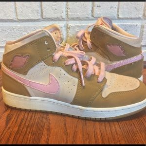 Nike Air Jordans Lola Bunny Hare Sz 6y